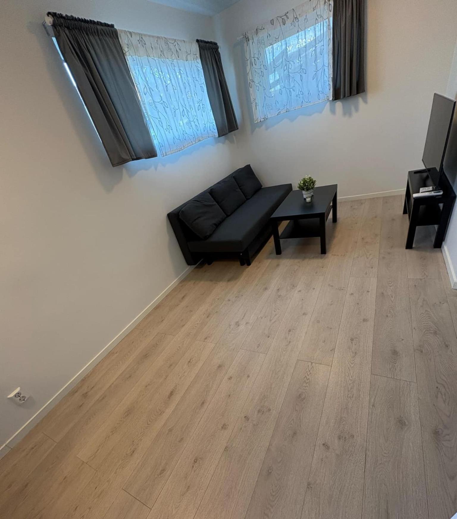 Temis Apartment, Private New 1 Bed Room And 1 Living Room With Sofa Bad And Lagre Kitchen, Share With Nobody Oslo Exterior photo